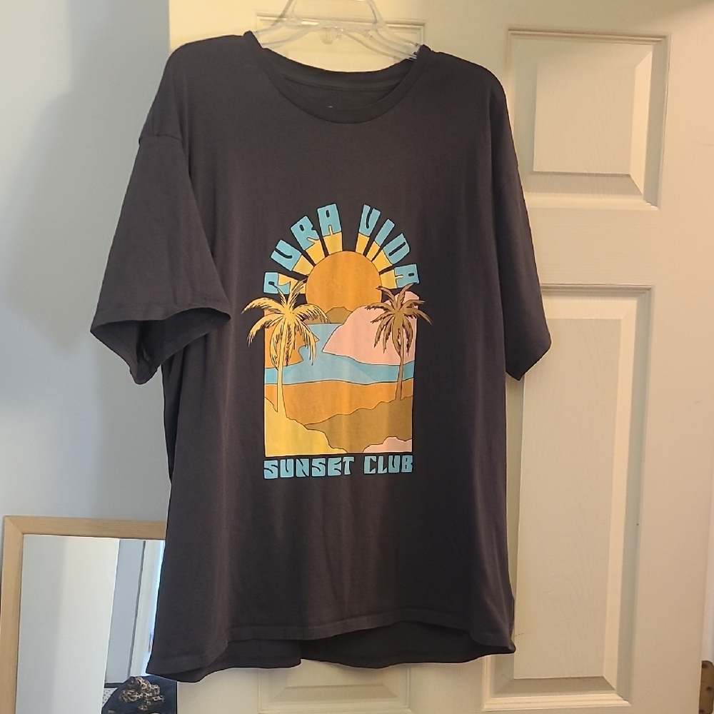 Pura Vida Sunset Club Graphic T-Shirt - Black
